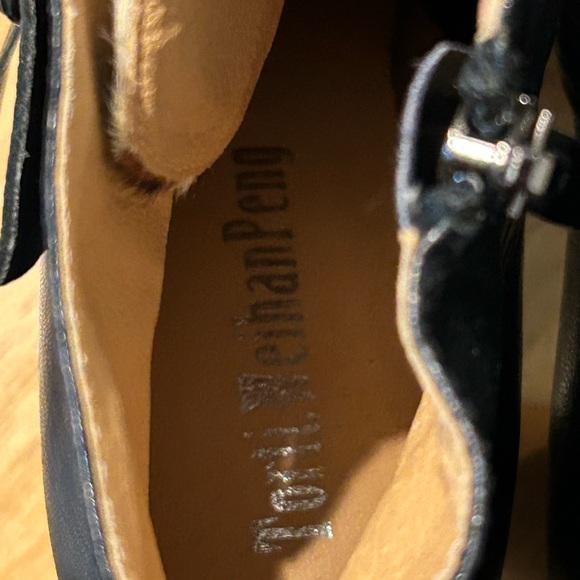 Tori.WeinanPeng Leopard adjustable Boots - Picture 6 of 8